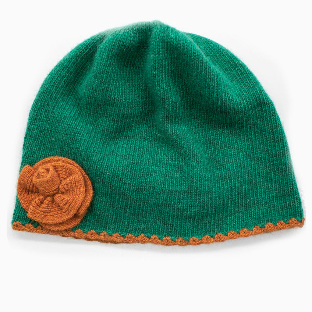 KIDS HAT WITH CONTRAST FLOWER